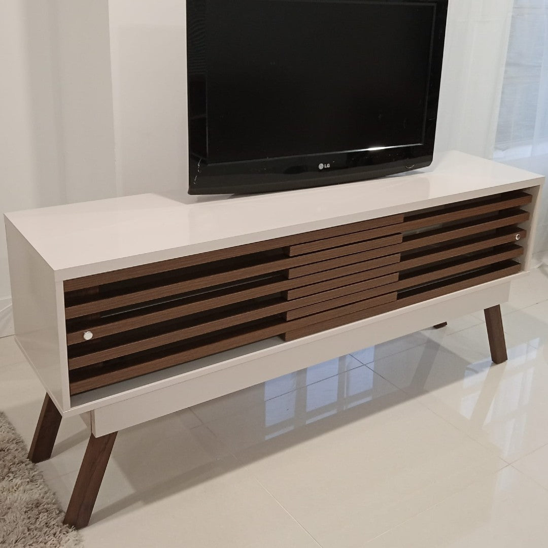 TV Consoles & Stands IVES